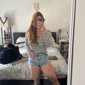 Cute blue and White Top